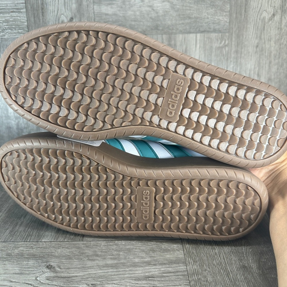 Adidas Barreda Sneakers Womens 10 White Teal Gum Sole Retro Sporty NEW JR1194 - Picture 7 of 8